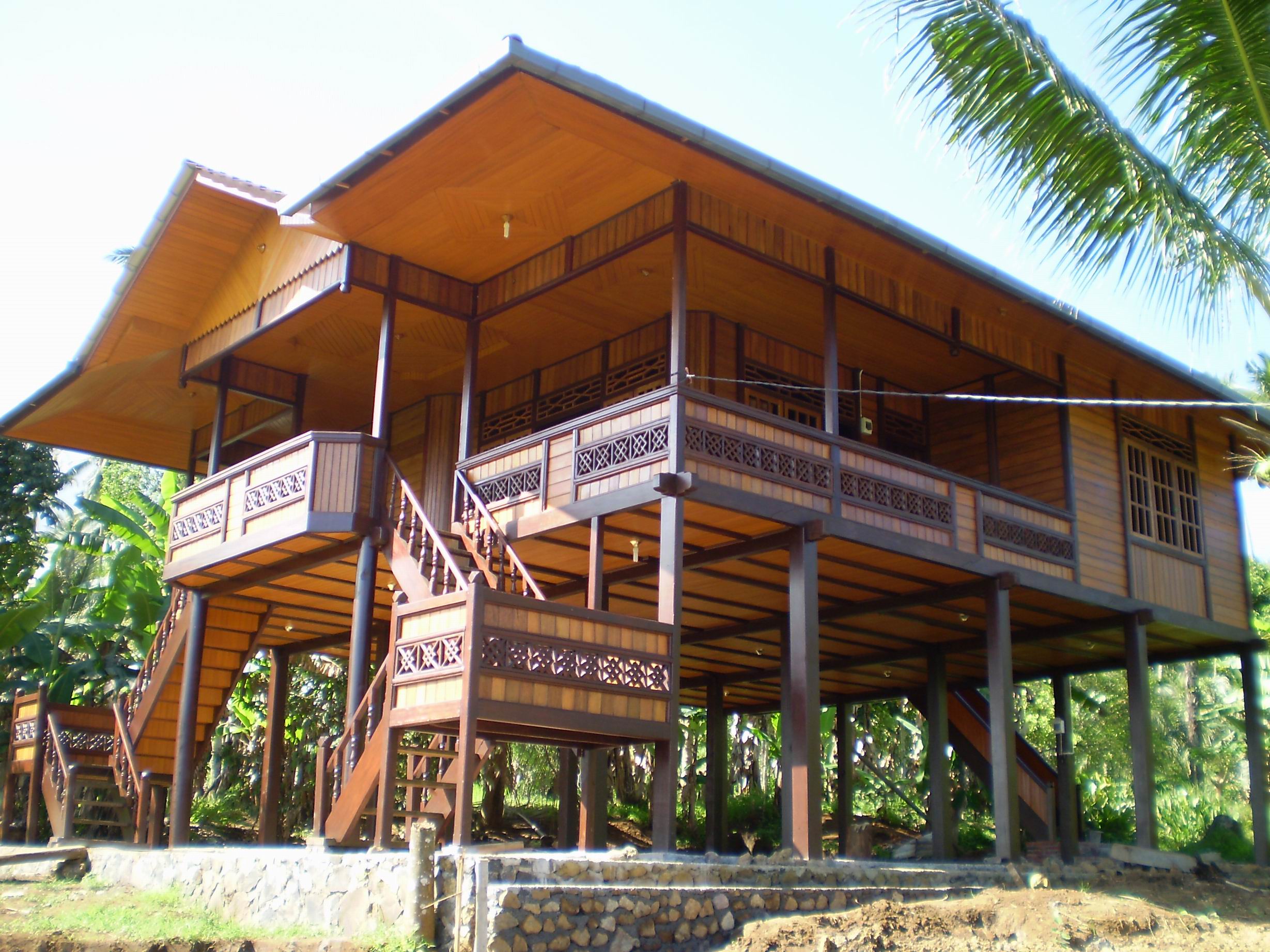 Rumah Panggung  Rumah Adat Minahasa Sulawesi Utara